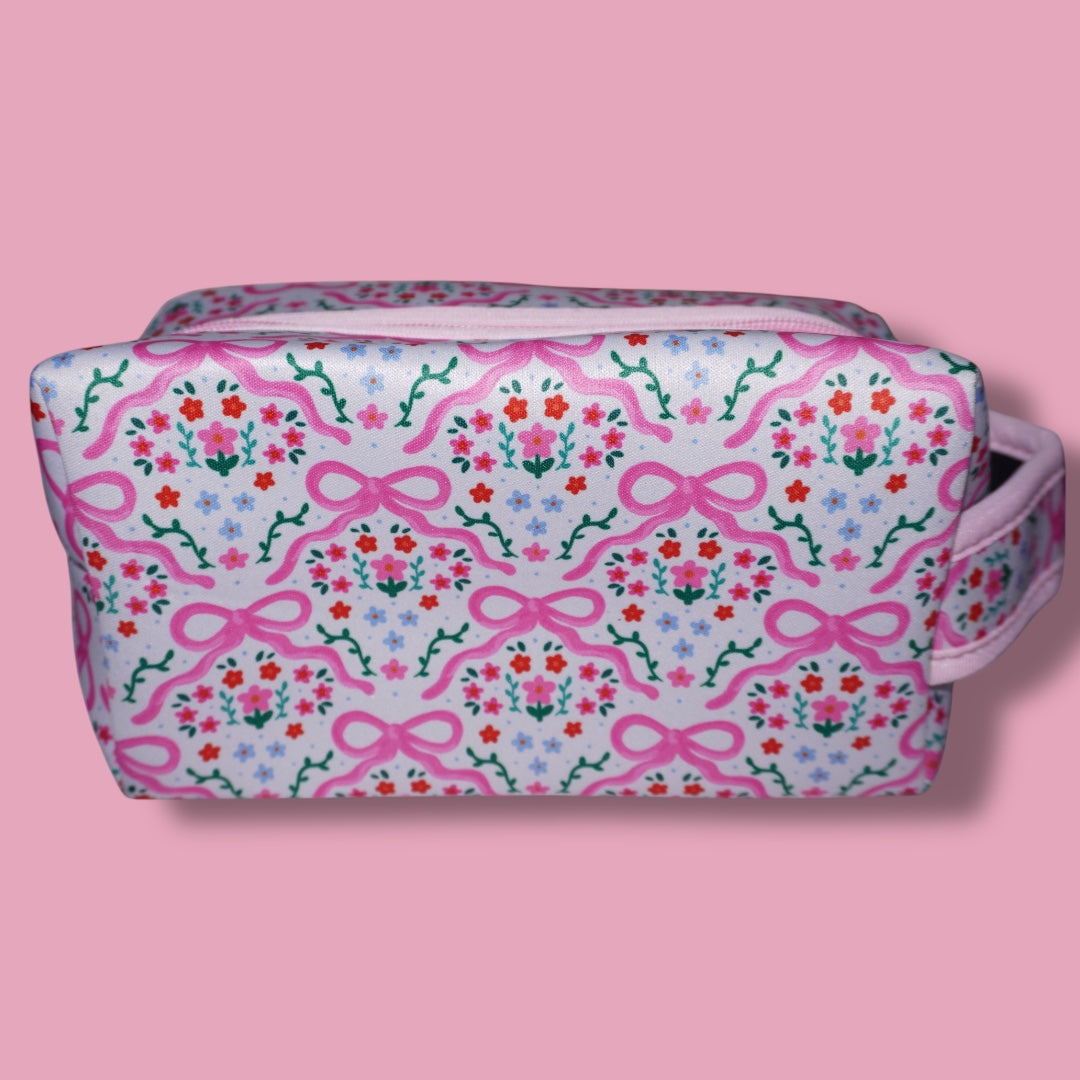 Flowers & bows - Makeup bag