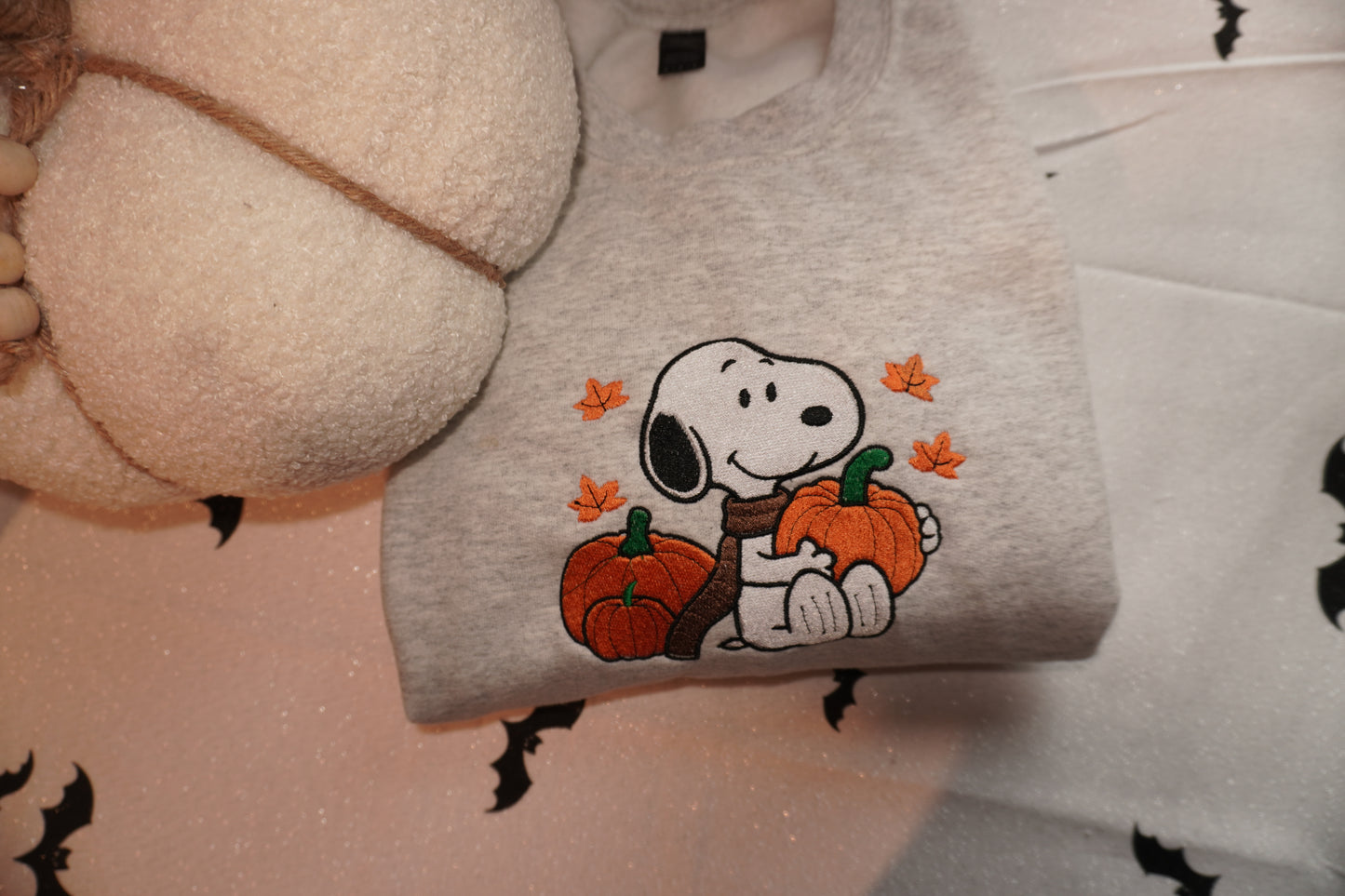 Dog pumpkin Embroidered Crew