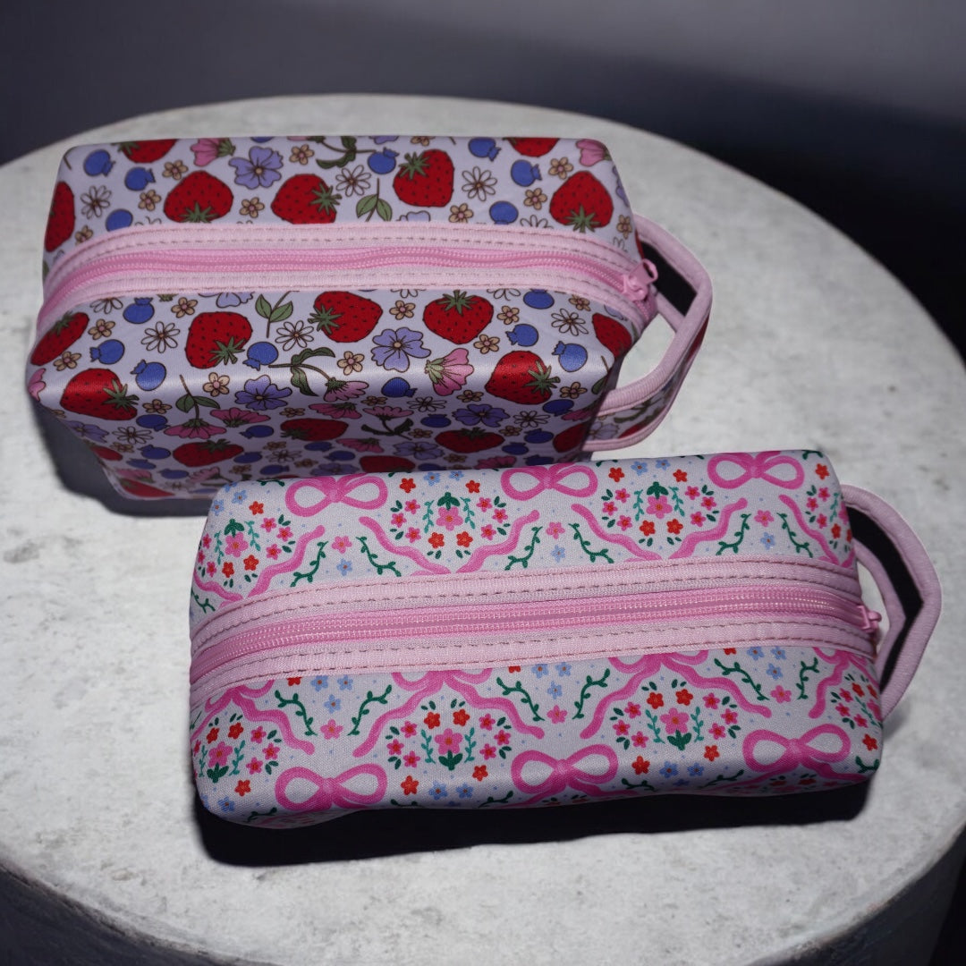 Flowers & bows - Makeup bag