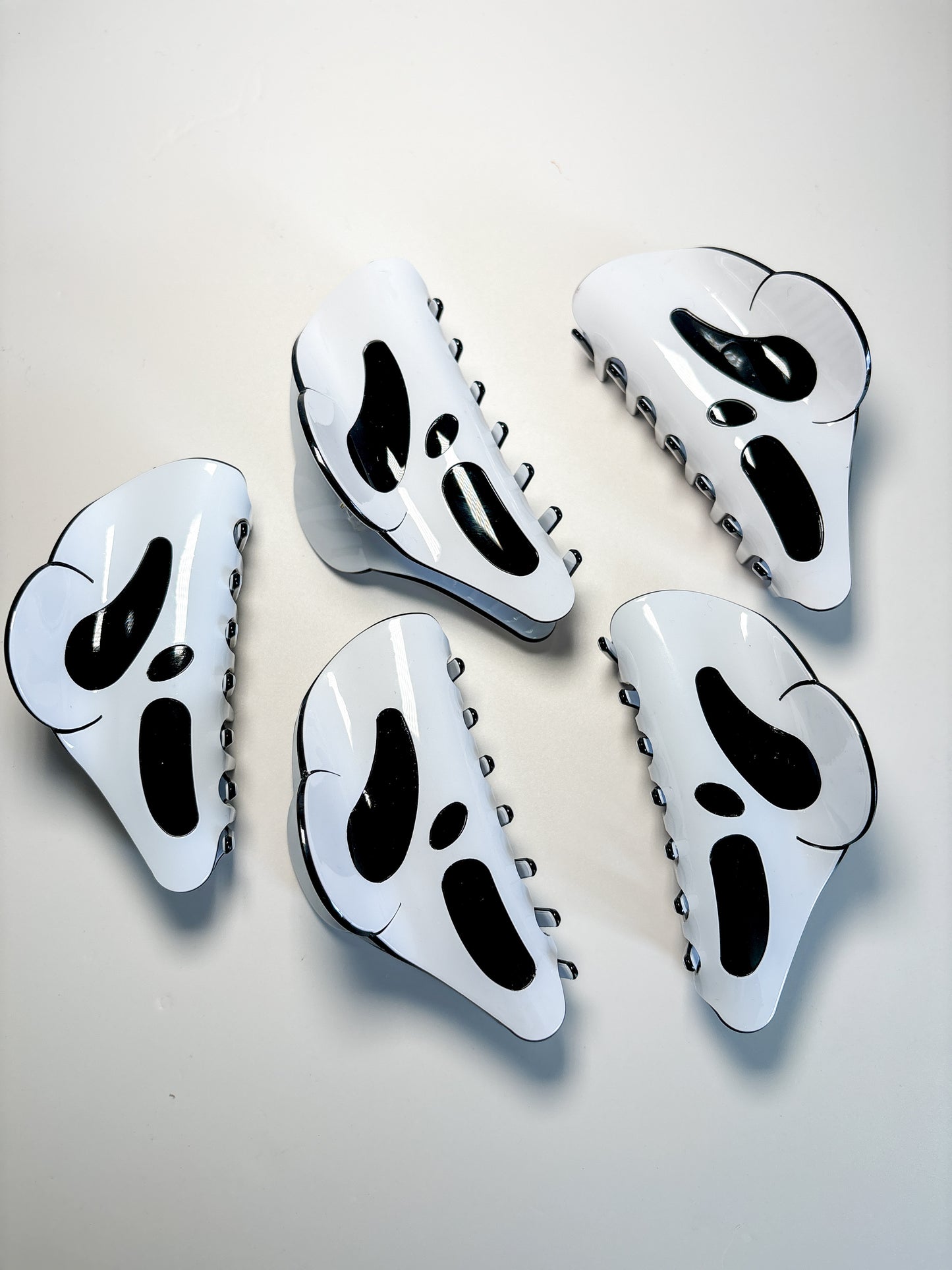 Ghost hair Clip